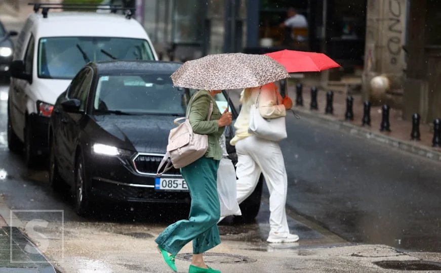 BiH čeka ozbiljno zahlađenje: Jutarnja temperatura pada i do 5 stepeni, stižu i pljuskovi