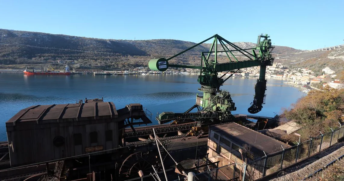 Brod sa GUR-ovog spiska Albanija je odbila, a Hrvatska nakon provere primila