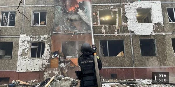 Brojni prekidi električne energije po Ukrajini. Ukrajinska vojska napala više rafinerija u Rusiji.