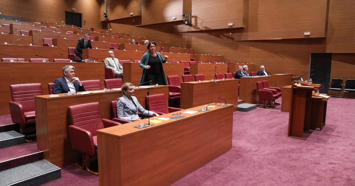 Kad neko ne bira sredstva da doživotno ostane na vlasti, građani reaguju spontano