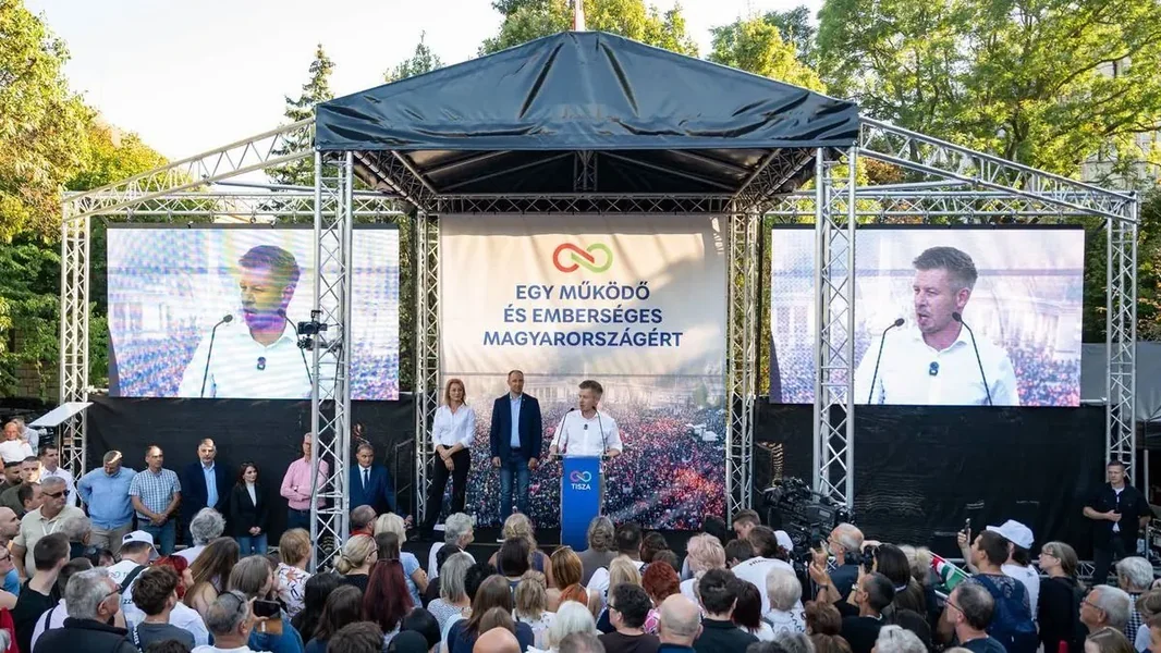 Magyar Péter nastavlja državnu turneju po Szolnoku - ORIGO