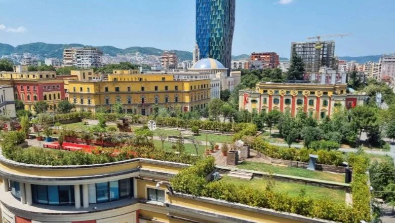 Lutfi Dervishi: Satovi Tirane