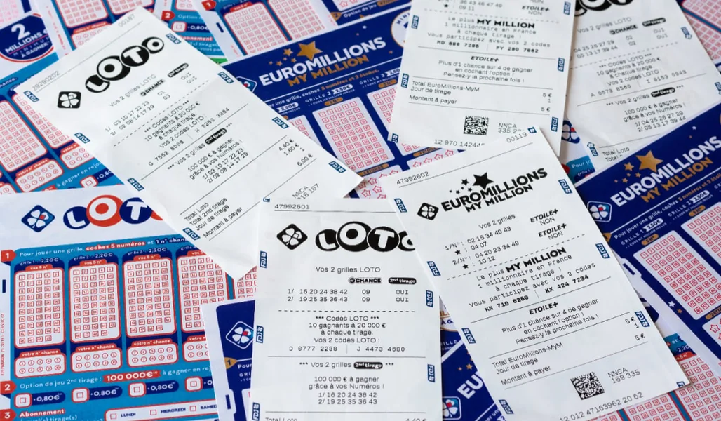 Nagrada od 54.000.000 evra osvojena drugog dana Božića na španskoj lutriji: srećni tiket kupljen u tržnom centru