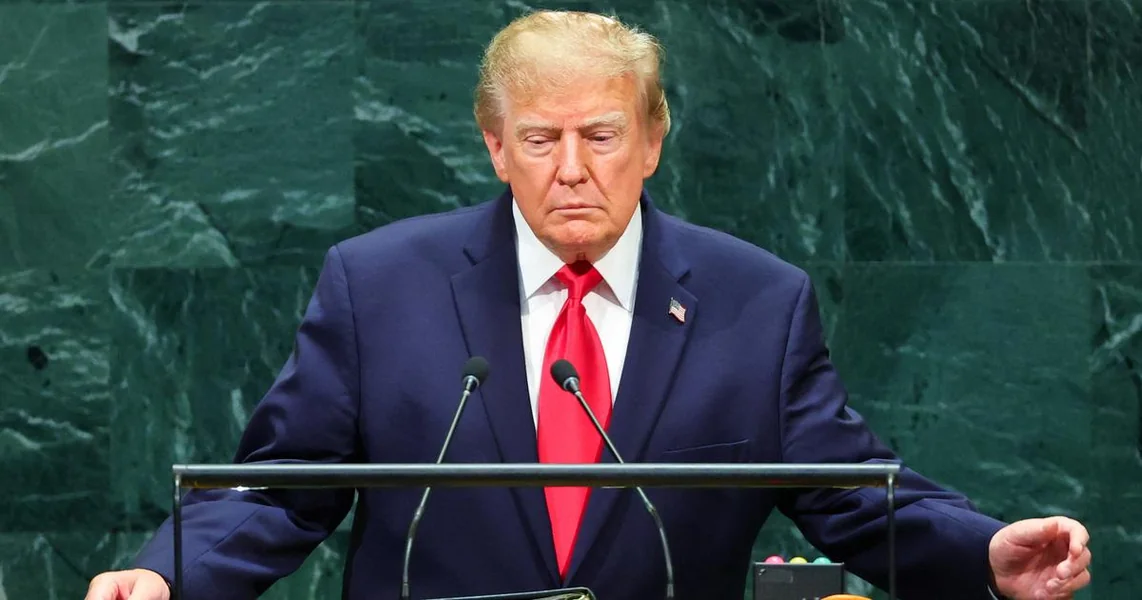 FOTO Kamere zabilježile izraz lica iranskog diplomata dok je Trump grmio sa govornice: 'Dogovor ili uništenje'