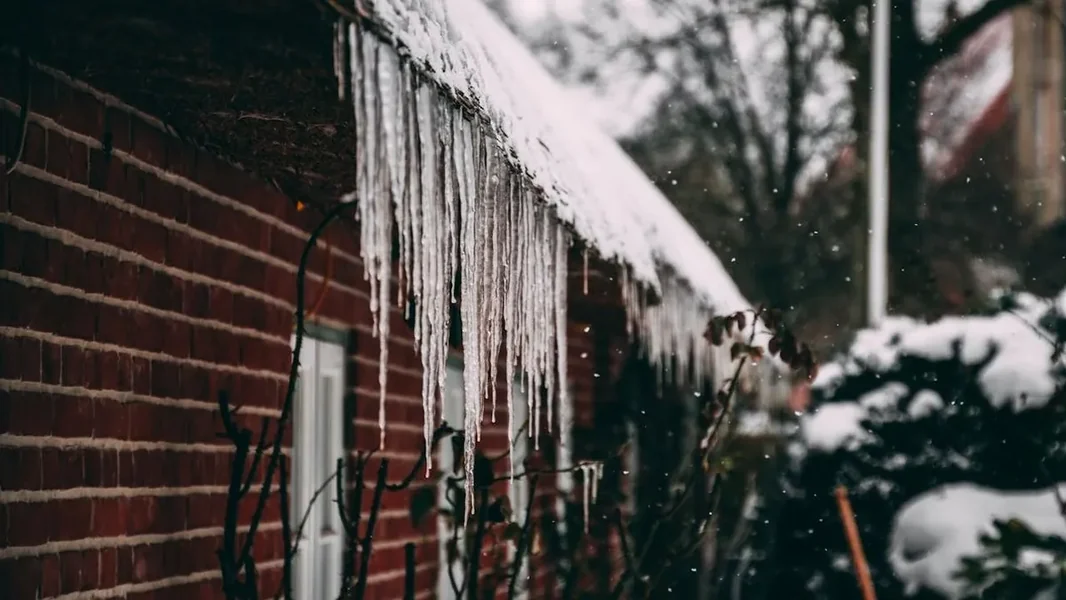 Šta hladno vreme radi tvom domu: pet stvari koje mogu prouzrokovati veliku štetu