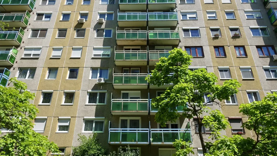Zgrade tone u Evropi usled rekordne suše, sleganje zemljišta može prouzrokovati ozbiljne štete - ORIGO