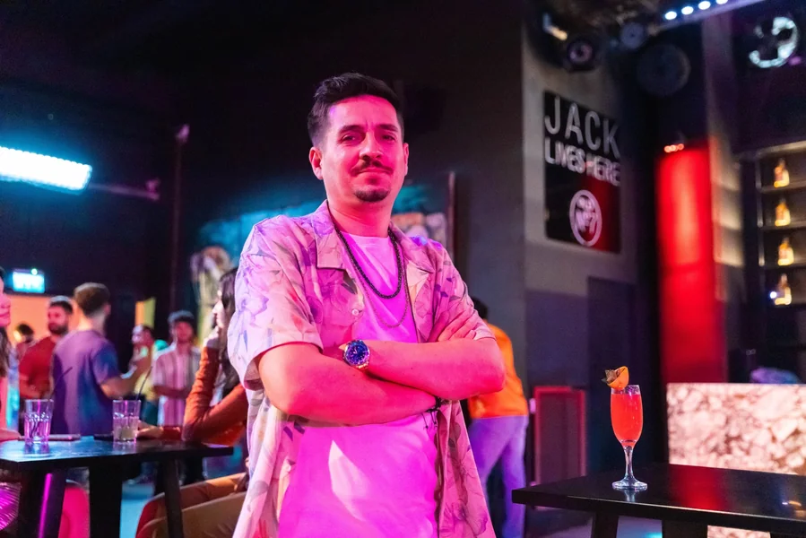 George Tănase, glavni lik komedije 'U Mojoj Koži': 'Poštovanje, poverenje i ljubav. Trostruki oslonac veze'