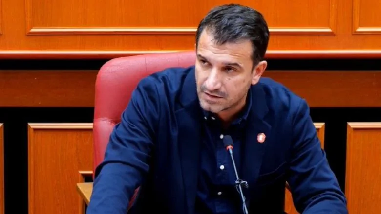 Nastavlja se bojkot protiv cenzuriške regulative, GJKKO kaznio advokate Velijata sa po 50 hiljada lekë! Rokovi pritvora za gradonačelnika su ponovo odloženi.