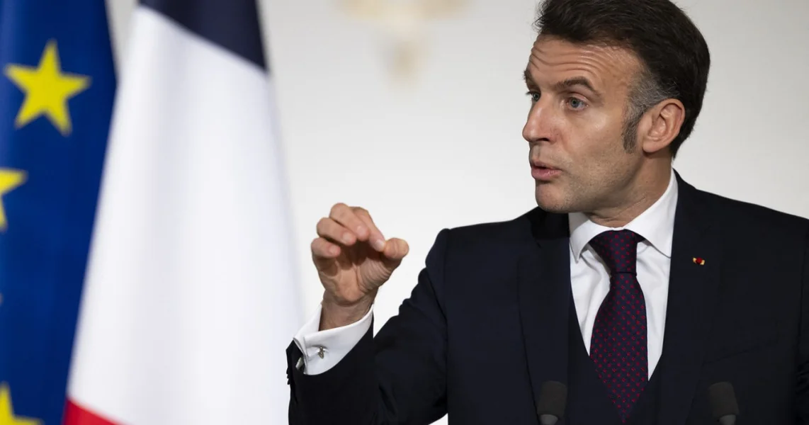 Emmanuel Macron poziva svet da ostane čvrsto pred 'zakonom džungle'. Poziv za moratorij nad napadima u ratu Rusije i Ukrajine.