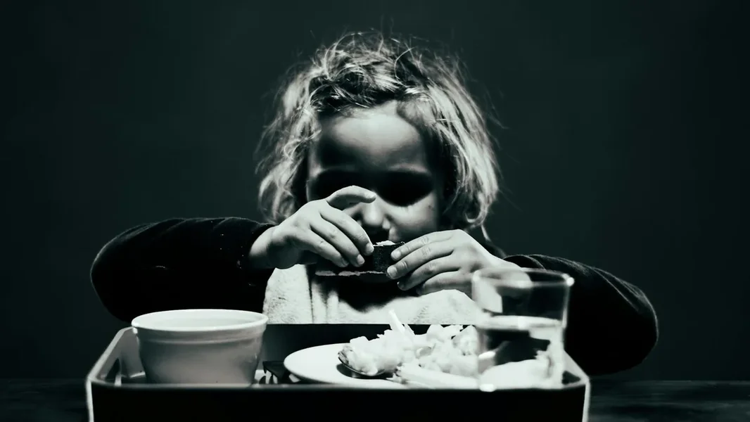 Zapanjujući skandal sa pomoći u Americi: gde je otišao novac namenjen gladnoj deci