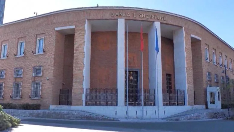 Vlada usvaja nacrt zakona o nadzoru finansijskih konglomerata, jače propise za banke i društva osiguranja