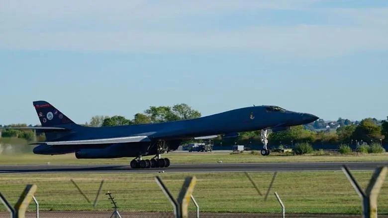 Incident na RAF Fairfordu, SAD uklanjaju bombardere s vojne baze u Velikoj Britaniji