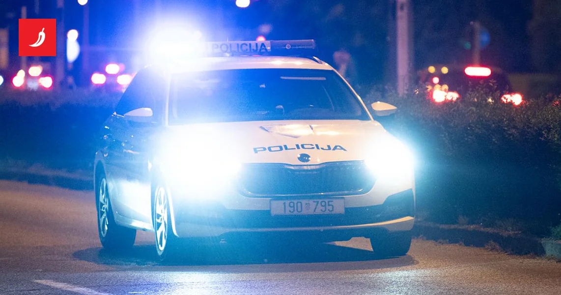 Snimke otkrivaju okrutnu majku: Dijete 17 minuta plače i drži nož uz vrat