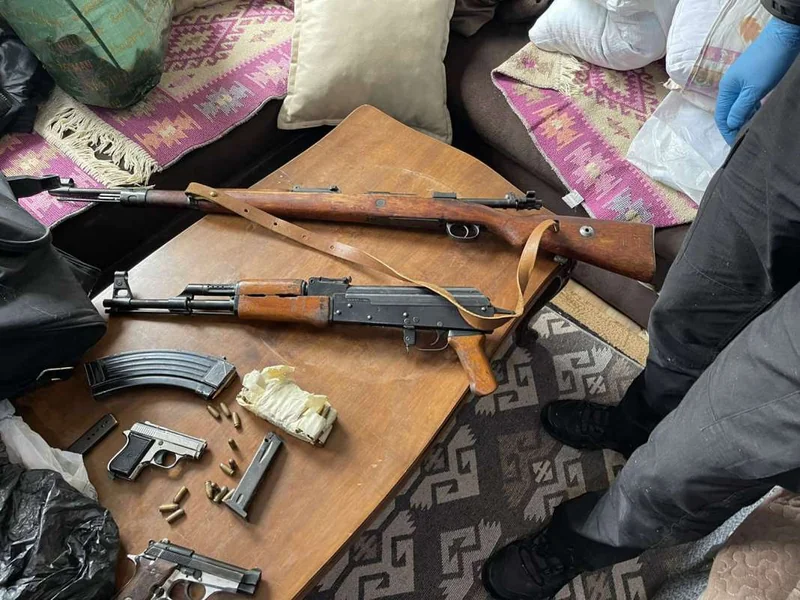 MUP: Razbijena kriminalna grupa povezana sa ISIS, pet lica uhapšeno - Nova Makedonija