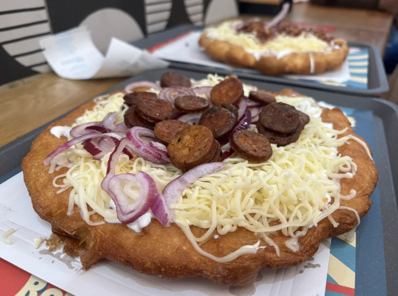 Kalorije i kapitalizam – mađarsko-selski udarac želuca na Bajcsy-Zsilinszky ulici