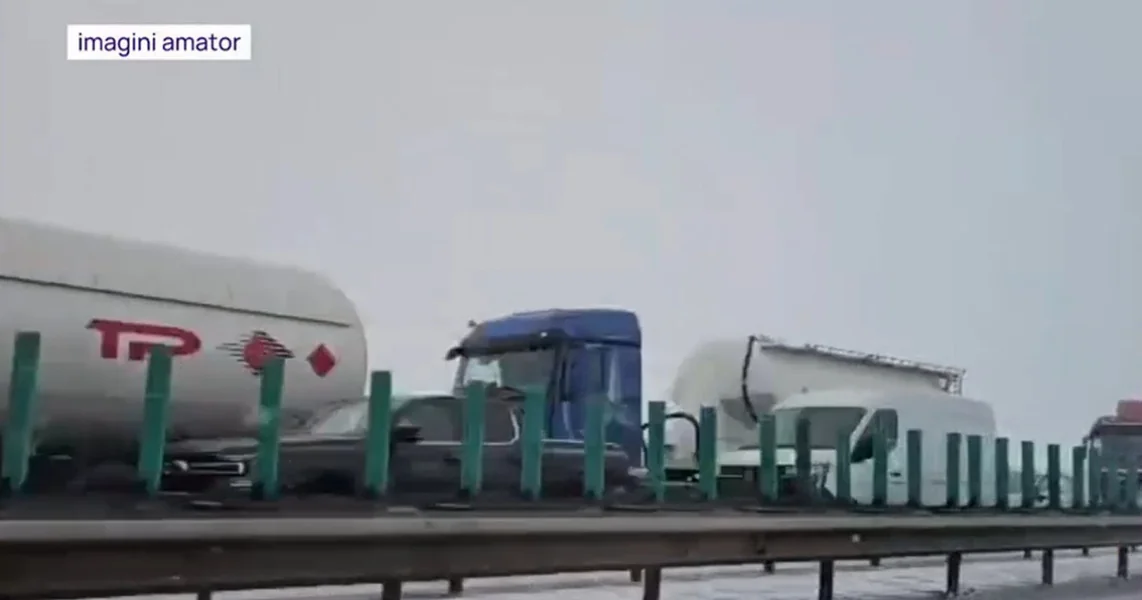 VIDEO Autostrada Soarelui se blokirala posle nesreće između dva TIR-a. Kolona vozila proteže se na nekoliko kilometara