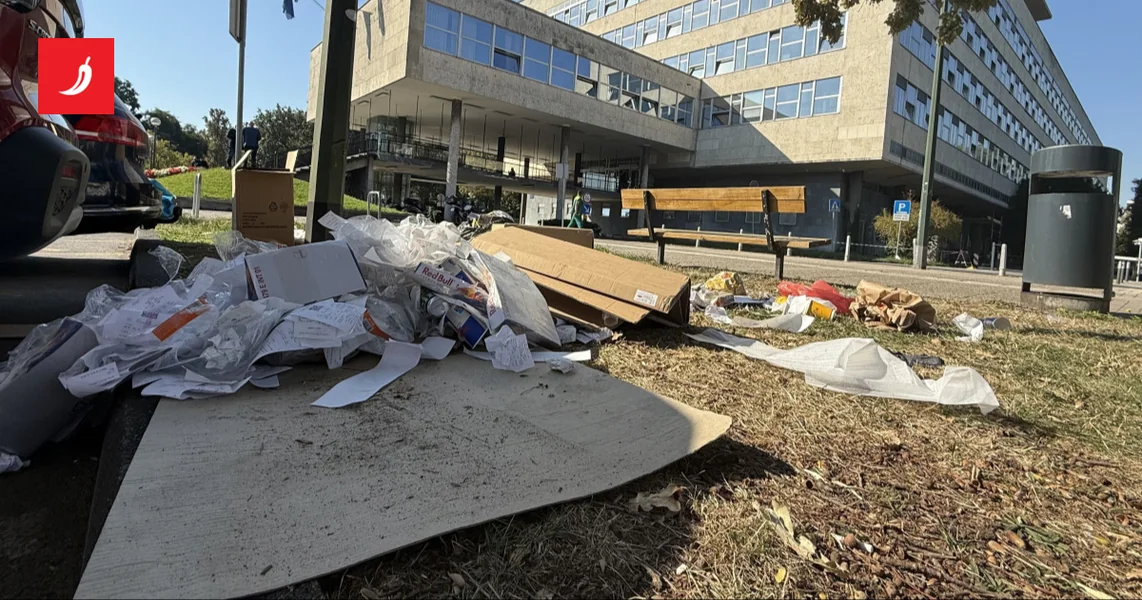 FOTO Pogledajte smeće oko Tomaševićevog ureda. Radnici Čistoće sede na igralištu