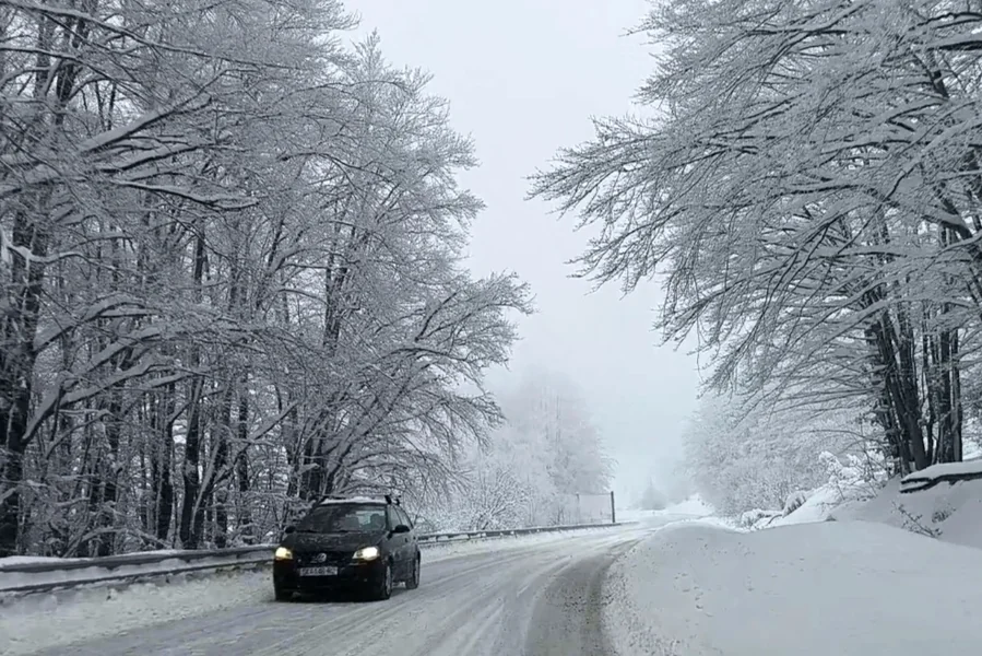 Saobraćaj se odvija neprekidno, po vlažnim kolovozima - Nova Makedonija