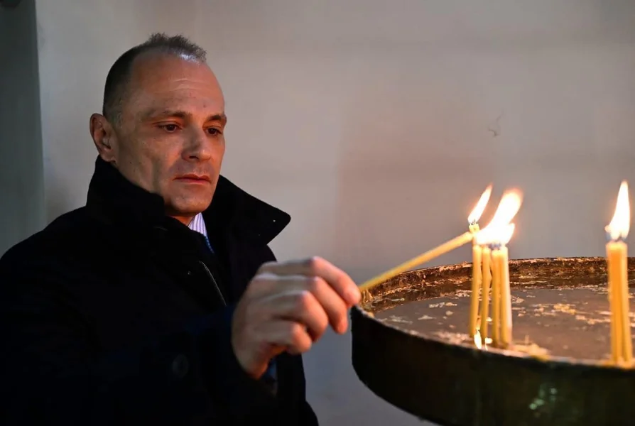 Venko Filipče za Božić: Da gradimo pravedno i slobodno društvo, mladi ovde da gledaju budućnost - Nova Makedonija