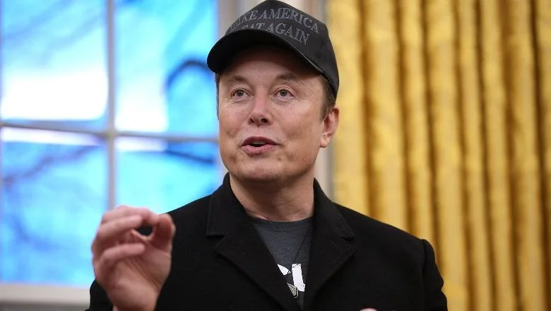 Musk investira 366 miliona dolara da pomogne Republikancima na srednjim izborima u SAD