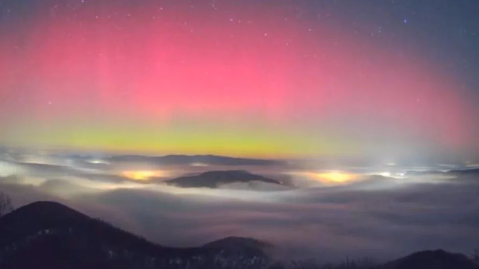 Šarena noć: Polarna svetlost obasjala Evropu (VIDEO)