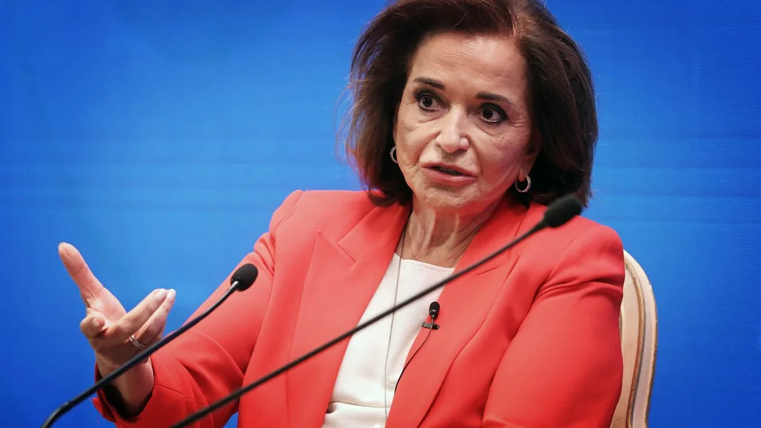 Oštre primedbe Dora Bakogianni: «Vidim aroganciju u ministrima – rekao bih da se spuste s konja» - Documento
