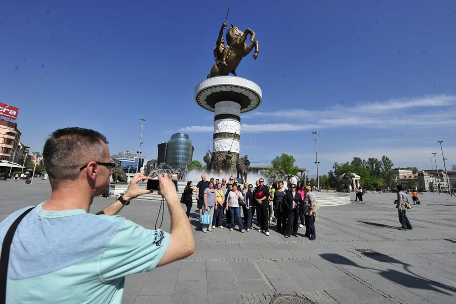 Predvremeno je postignut cilj u turizmu - zaključno sa avgustom evidentiran je jedan milion turista i tri miliona noćenja, rekao Hristijan Mićkoski - Nova Makedonija
