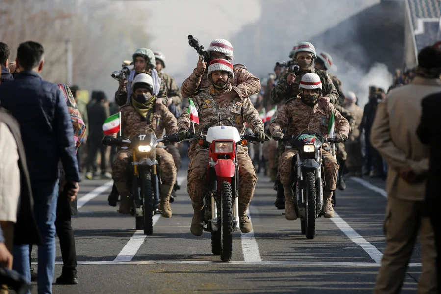 Deset dana u revolucionarnom Iranu: stigla je mađarska grupa koja je tokom najvećih protesta obišla zemlju