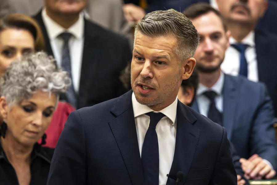 Magyar Péter: Počinje ispitivanje bogatstva, NAV će kontrolisati svakog političara čiji je mandat prestao u poslednjih 5 godina.