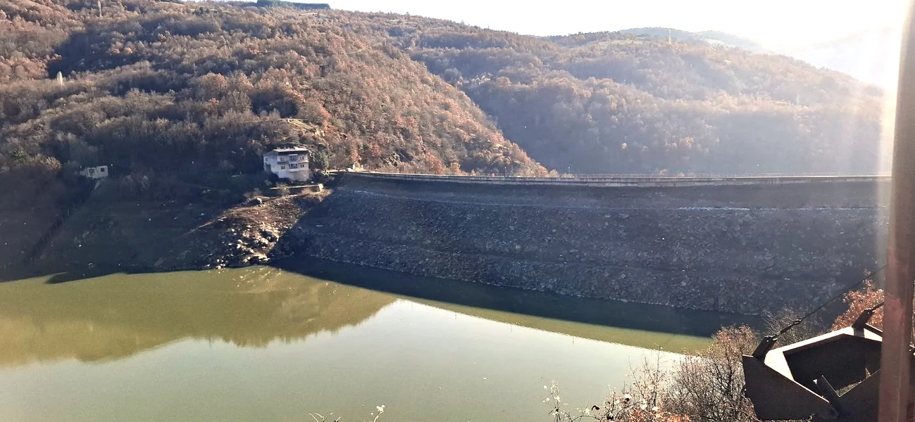 Konflikti ne sprečavaju napore za ekonomski razvoj, ali utiču na dinamiku rasta - Nova Makedonija