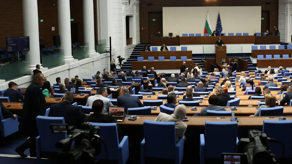 Narodna skupština nije uspela da sakupi kvorum za vanredno zasedanje