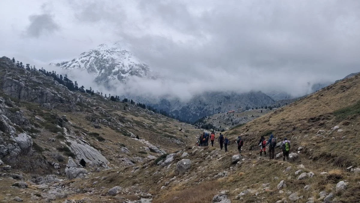 Vardousia - Planinari su se prevarili sunčanim vremenom: Oficir, ljubitelj ekstremnih sportova i digitalni nomad - Documento