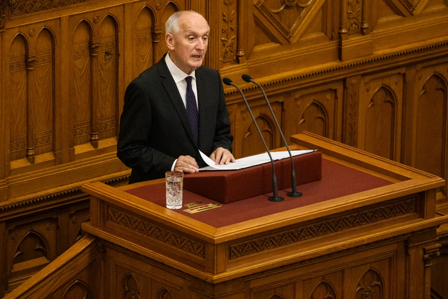 Predsednik Republike predlaže Zoltána Szathmáryja za glavnog tužioca