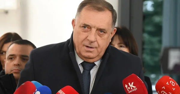 Dodik osuo paljbu po hrvatskom vrhu zbog natpisa na Maksimiru: 'Šute dok se veliča ustaštvo, ovo je sramota za svet'