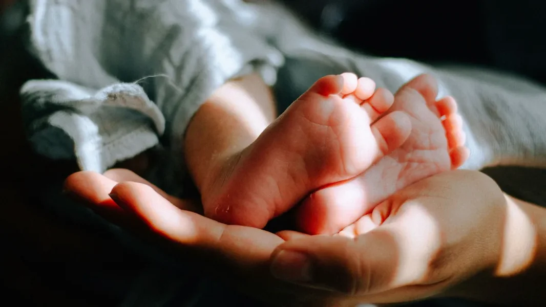 Operisan fetiformni teratom iz stomaka petomesečne bebe - ORIGO