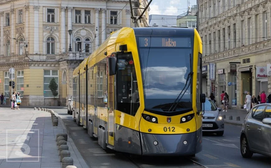 Važno obaveštenje za Sarajlije: Danas izmene u javnom prevozu, tramvaj vozi do Železničke stanice.