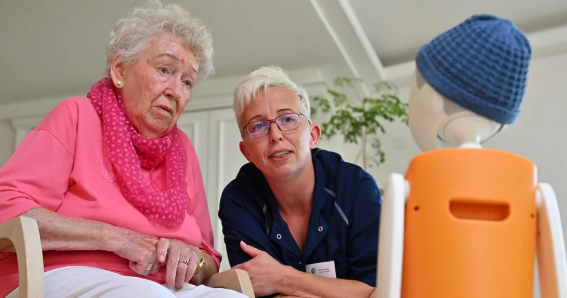 Roboti koji prate bolesnike sa Alzheimerovom bolešću. Kako se veštačka inteligencija koristi da pomogne pacijentima