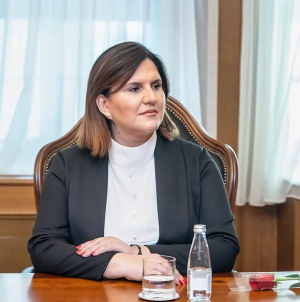 Odgodjeno suđenje bivšoj predsednici DKSK Dimitrovska - Nova Makedonija