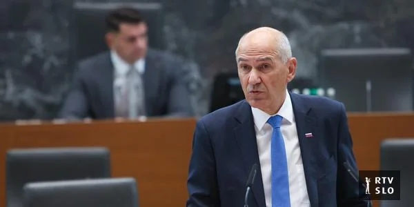 Janša: Broj zaposlenih u birokratskom delu državne uprave u naredne dve godine se neće povećavati